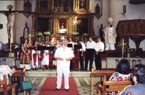 Dirigiendo coro en Mexico